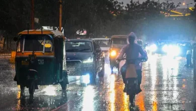 एनसीआर में बदला मौसम का मिजाज: आज भी गरज-चमक के साथ बारिश के आसार, हवा हुई साफ