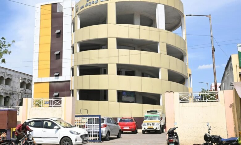 Parking woes linger near Kamaraj market despite multi-level facility