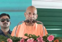 "अब खुली जीप में पिस्टल लहराकर कोई माफिया किसी हिंदू को नहीं धमका सकता"- सीएम योगी